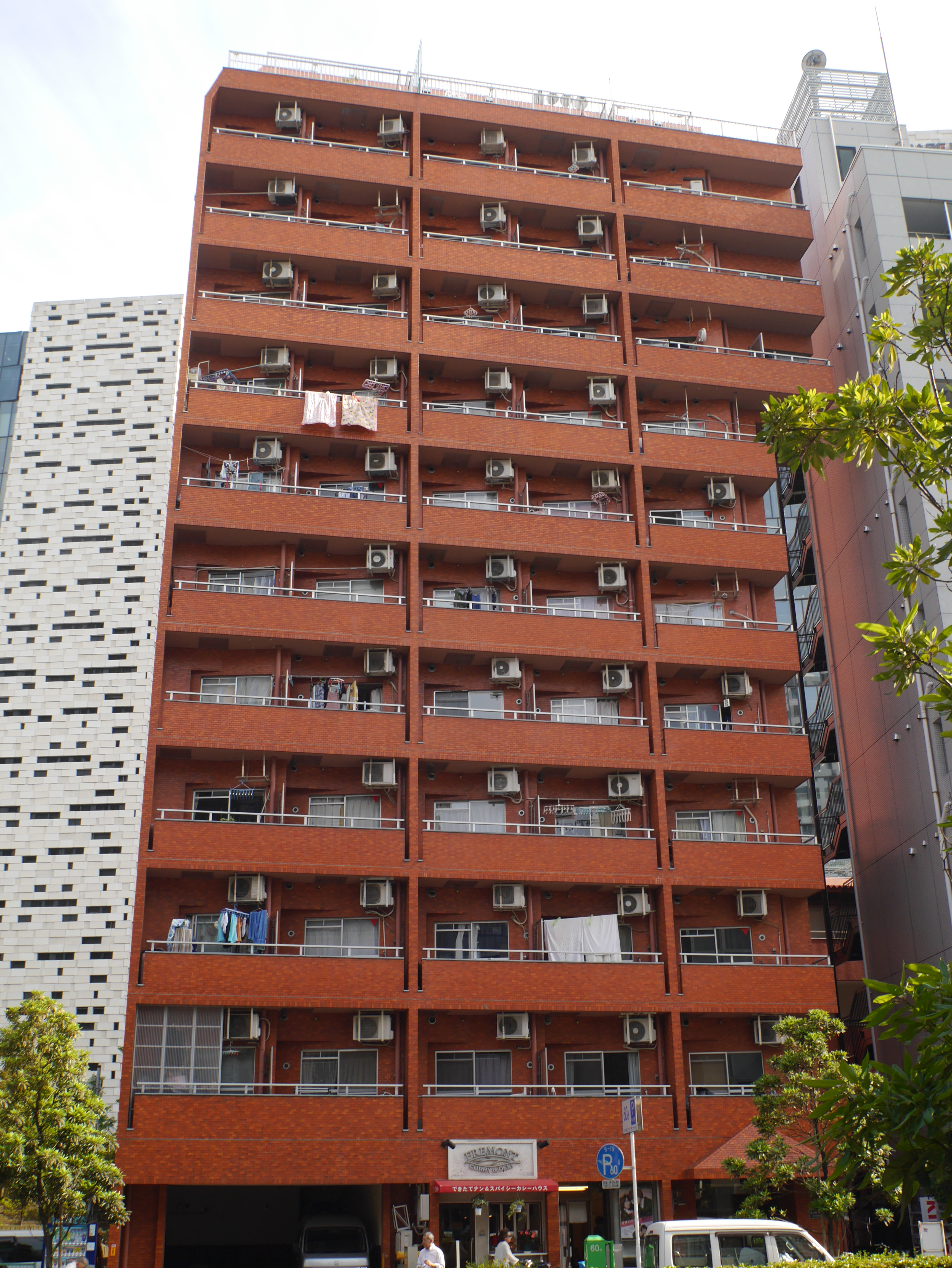 新宿区新宿6丁目　区分マンション-外観